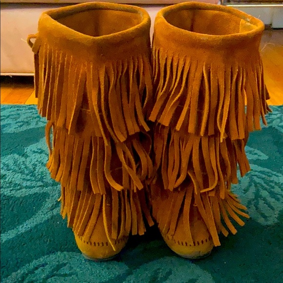 Brown suede leather Minnetonka triple fringe boots - Picture 3 of 4